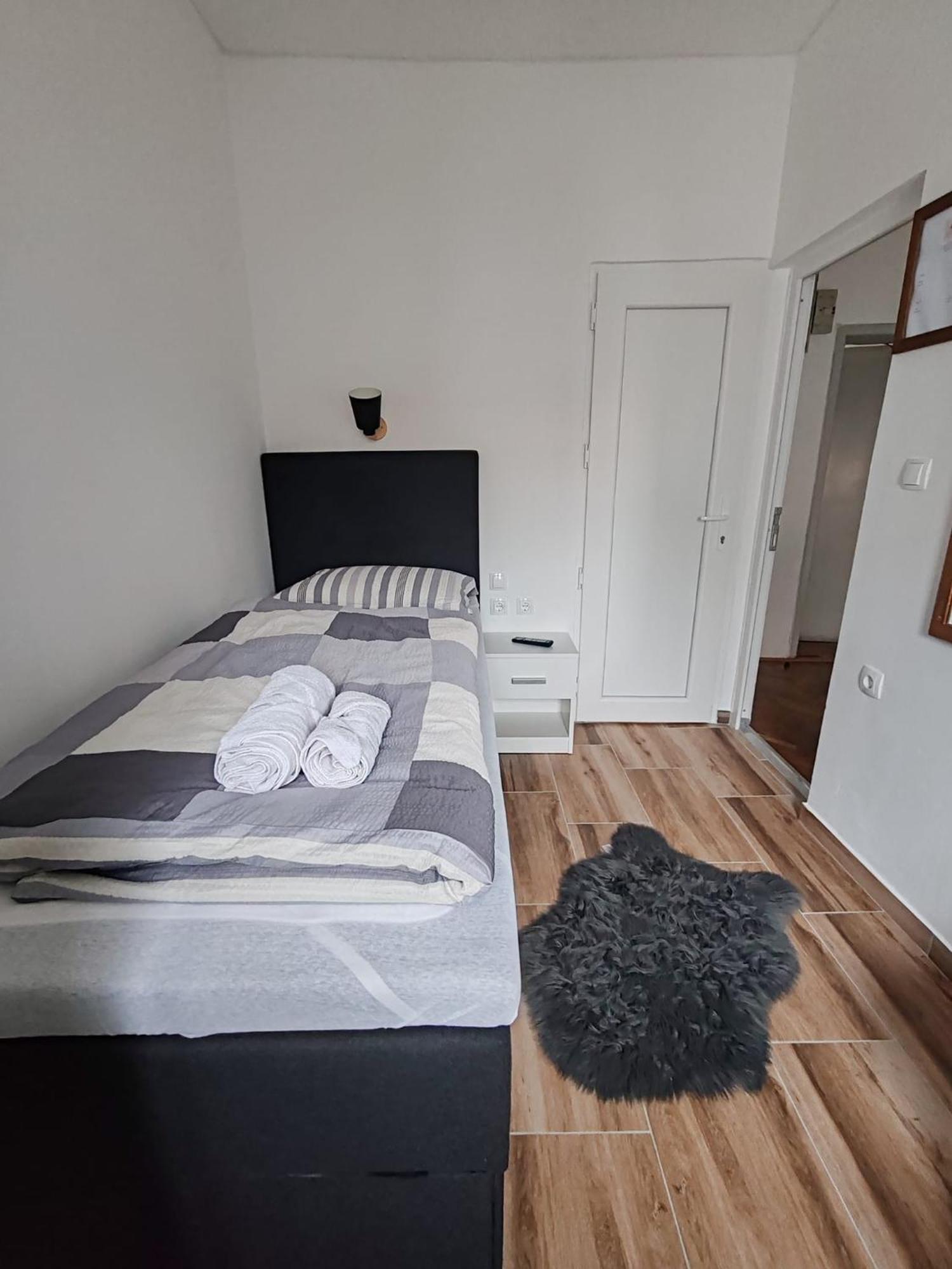 Sobe Dakovacki Vezovi Hotel Ðakovo Eksteriør billede